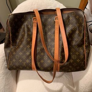 Louis Vuitton carry bag